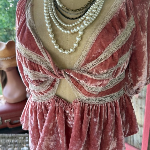 Free People Yours Truly Velvet Top - Picture 5 of 12